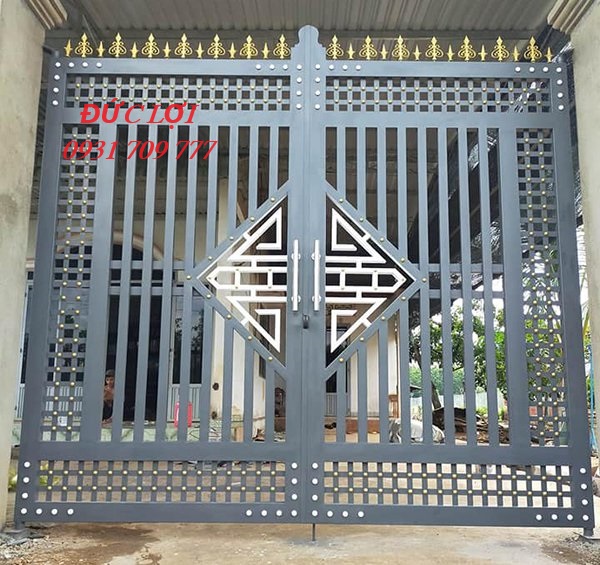 Thanh lý cửa sắt cũ tphcm