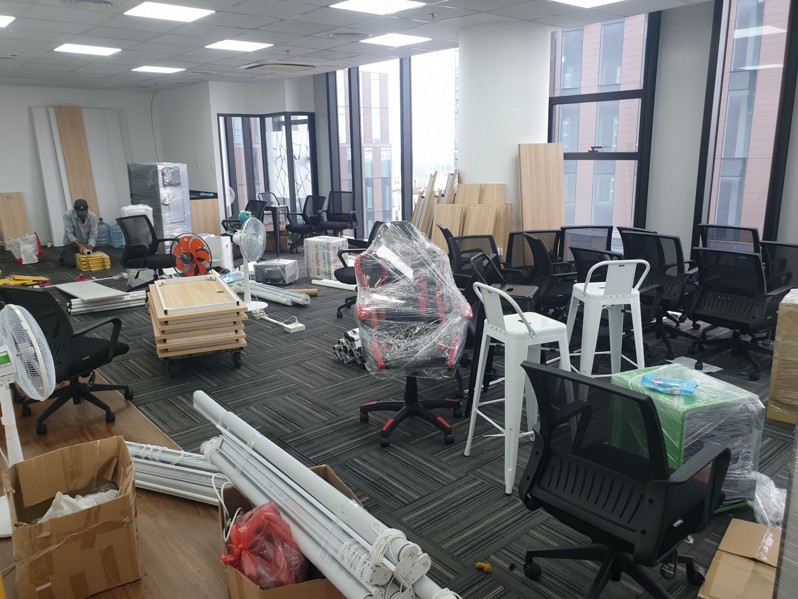 Thu mua nội thất văn phòng tphcm