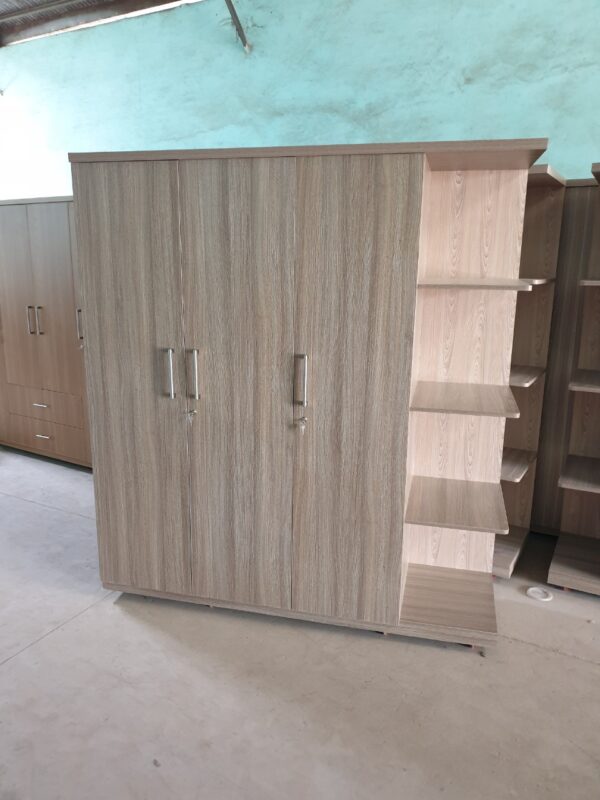 50f7c9398c9668c83187 8319