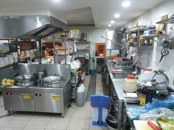 thanh ly nha hang tphcm 0600